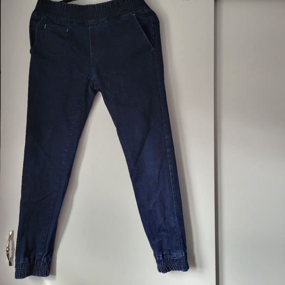 Jeans - Picture 2 of 4